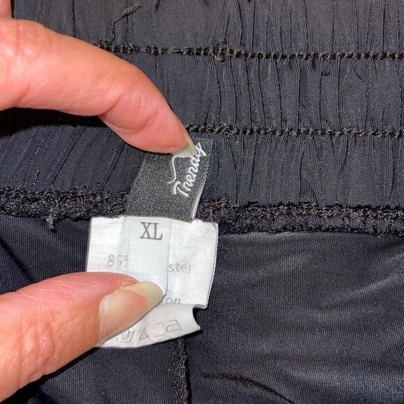 Trendy‎ Womens Drawstring Elastic Waist Flowy Athletic Shorts Black Size XL - Picture 6 of 8